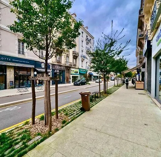 Montagne En Hyper Centre - Calme & Wifi * גרנובל